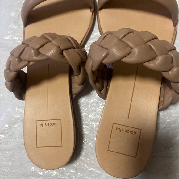 Dolce Vita Women's Braided Tan Sandals - Picture 4 of 4